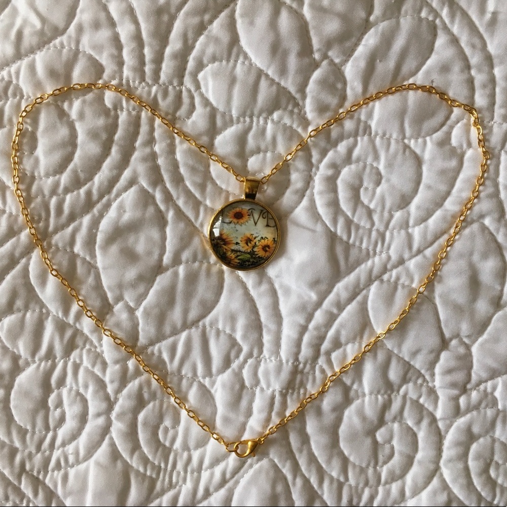 🌻 Sweet Sunflower LOVE Necklace 🌻 - Picture 7 of 7